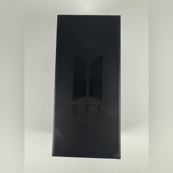Bts Other - BTS Official Light Stick Ver.4 2026 Army Bomb Authentic NEW SEALED - US SELLER